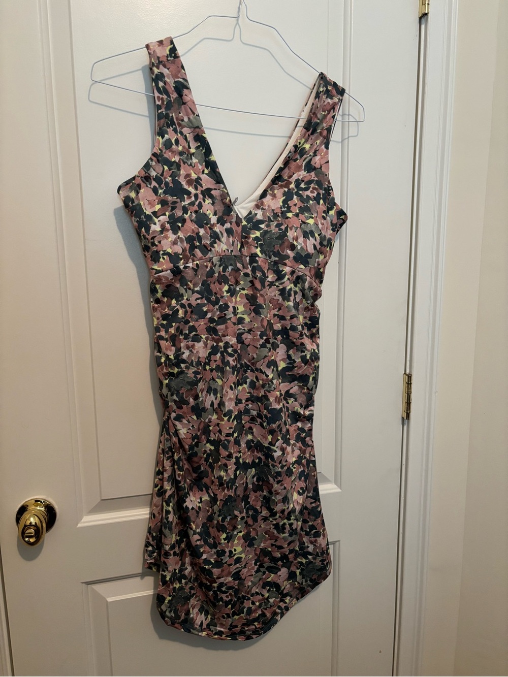 Prana Floral Camouflage V-Neck women’s dress size large like new